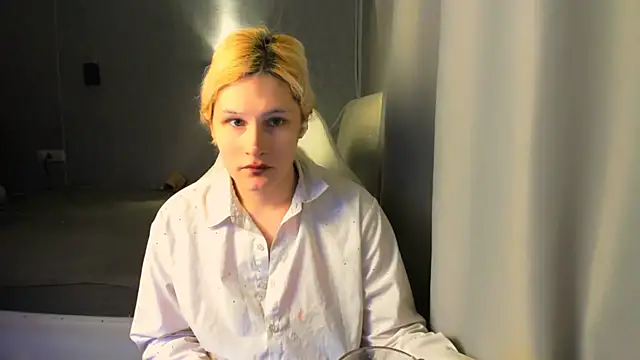 Snapshot of Kleo_Godde chatting on November 19, 2025, 7:25 pm Kleo Godde online show from November 19, 2025, 7:25 pm