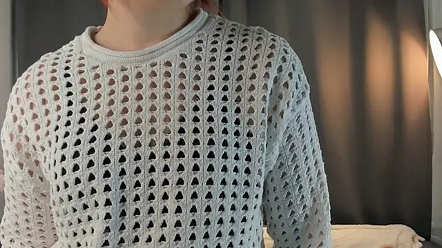 EdlaHatter online show from December 6, 2024, 6:11 pm