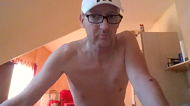 Snapshot of nacktchiller1076 chatting on December 4, 2024, 9:56 am nacktchiller1076 online show from December 4, 2024, 9:56 am