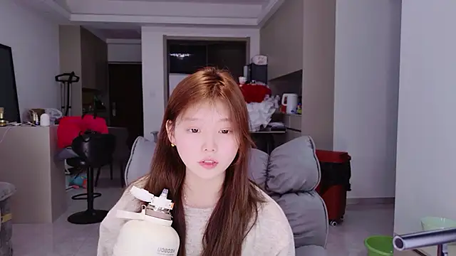 yangyang-1115 online show from February 13, 2026, 2:28 pm