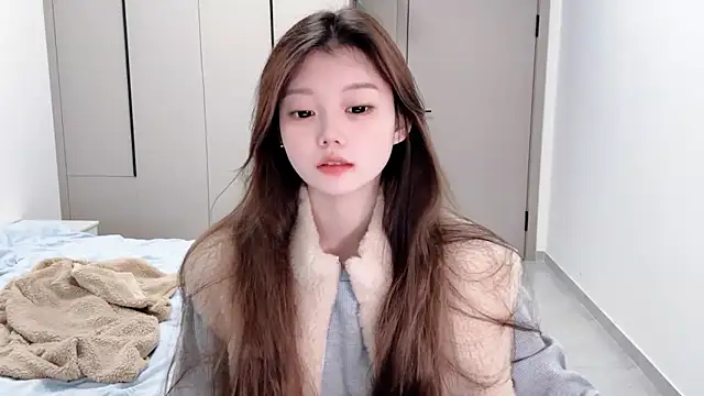 yangyang-1115 online show from October 23, 2025, 4:55 am