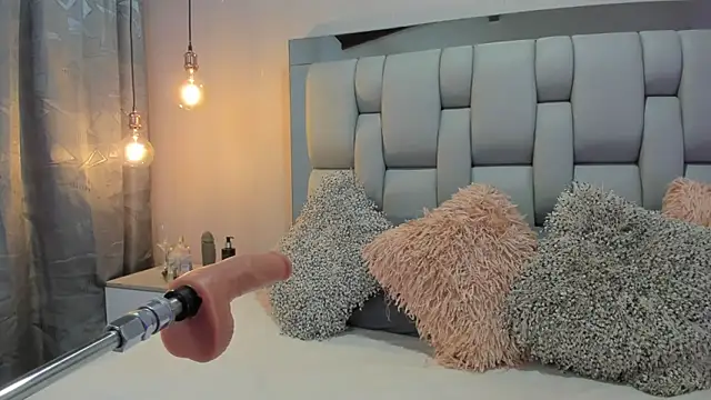 AshleyHill2 online show from October 16, 2025, 3:48 am