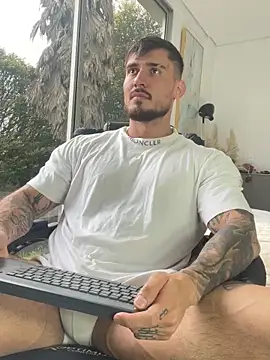 DimitriSullivan  online show from January 6, 2026, 8:35 pm