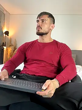 DimitriSullivan  online show from January 8, 2026, 1:17 pm