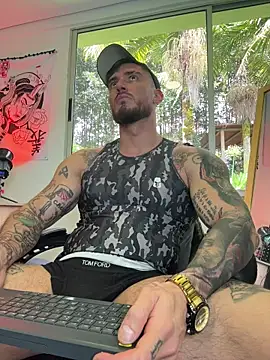 Snapshot of DimitriSullivan_ chatting on November 14, 2025, 5:16 pm DimitriSullivan online show from November 14, 2025, 5:16 pm