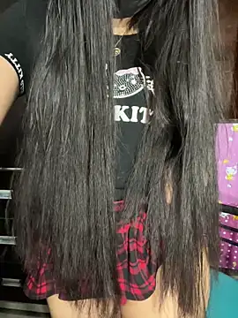 Velyn 18 online show from February 19, 2026, 3:58 am