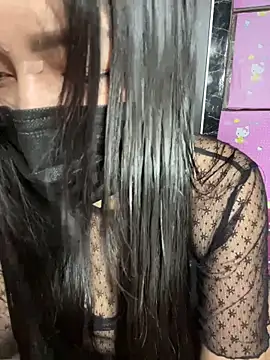 Velyn 18 online show from February 9, 2026, 3:37 am