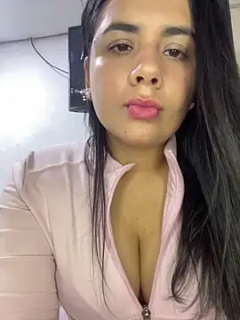 Leyna Kenet online show from February 15, 2026, 11:36 pm