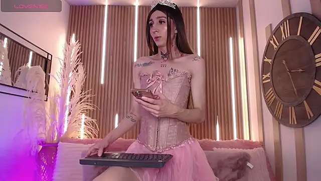 Aniie Doll online show from September 24, 2025, 8:26 pm