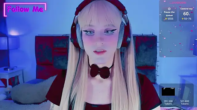 Snapshot of Kirmyy_ chatting on November 1, 2025, 9:30 pm Kirmyy online show from November 1, 2025, 9:30 pm