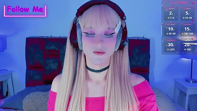 Snapshot of Kirmyy_ chatting on November 21, 2025, 10:31 pm Kirmyy online show from November 21, 2025, 10:31 pm