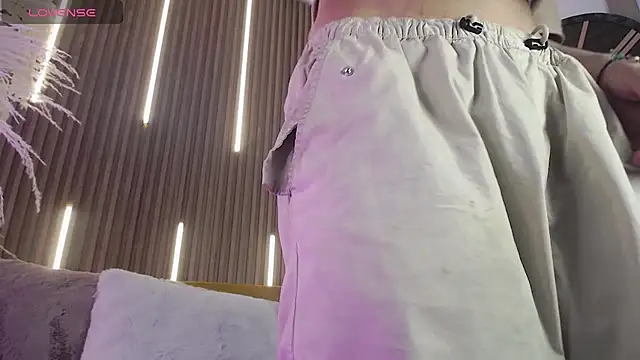 Snapshot of Noah_Xitruxx chatting on November 25, 2025, 1:00 pm Noah Xitruxx online show from November 25, 2025, 1:00 pm