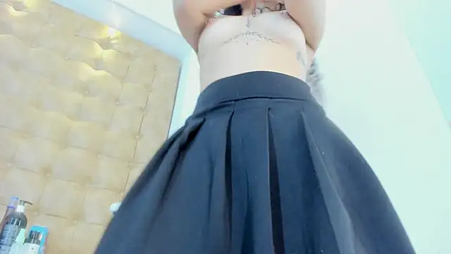 Snapshot of hanna__jadidi chatting on March 15, 2025, 4:46 am hanna jadidi online show from March 15, 2025, 4:46 am