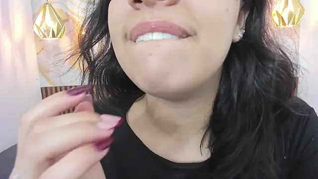 Snapshot of MelissaGilll chatting on November 13, 2025, 7:29 pm MelissaGilll online show from November 13, 2025, 7:29 pm