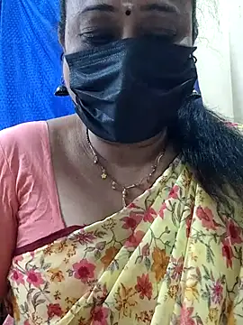 Snapshot of rekha_naier chatting on July 6, 2026, 1:18 pm rekha naier online show from July 6, 2026, 1:18 pm