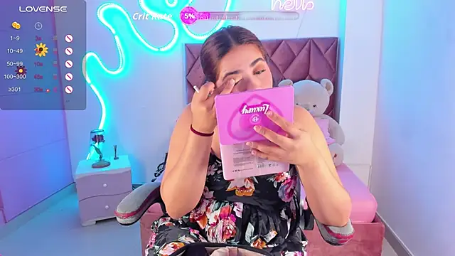 jisoo   online show from December 5, 2025, 2:04 pm