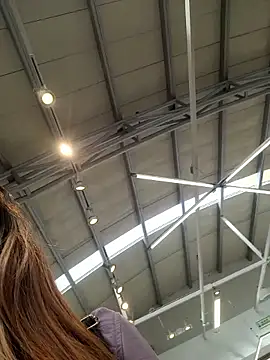 SarahXRusso online show from September 11, 2025, 8:31 pm