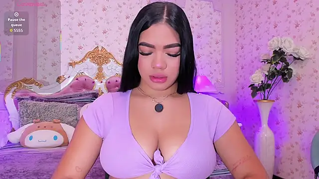 Snapshot of AllissonJames chatting on November 8, 2025, 11:25 am AllissonJames online show from November 8, 2025, 11:25 am