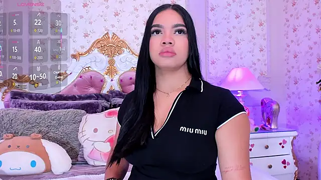 Snapshot of AllissonJames chatting on October 25, 2025, 11:20 am AllissonJames online show from October 25, 2025, 11:20 am