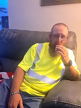 Snapshot of Huskers2020 chatting on September 8, 2025, 11:15 pm Huskers2020 online show from September 8, 2025, 11:15 pm