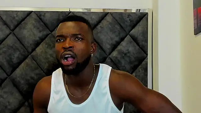 Snapshot of Dylan_Taylor chatting on November 4, 2025, 2:21 pm Dylan Taylor online show from November 4, 2025, 2:21 pm