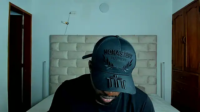 Dylan Taylor online show from February 18, 2026, 2:42 am