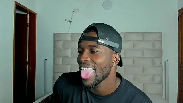 Dylan Taylor online show from February 14, 2026, 3:51 am