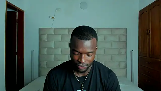 Dylan Taylor online show from February 10, 2026, 2:54 am