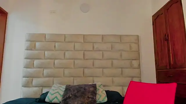 Snapshot of Dylan_Taylor chatting on November 25, 2025, 12:38 pm Dylan Taylor online show from November 25, 2025, 12:38 pm