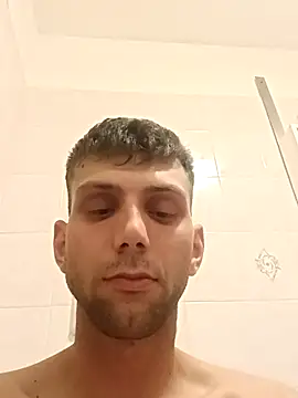 Snapshot of dariodario chatting on March 17, 2025, 10:08 pm dariodario online show from March 17, 2025, 10:08 pm