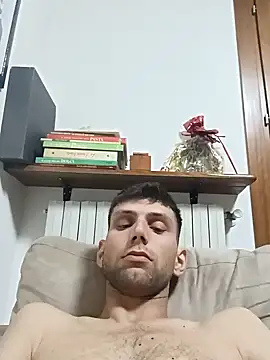 Snapshot of dariodario chatting on March 18, 2025, 10:50 am dariodario online show from March 18, 2025, 10:50 am