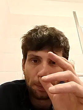 Snapshot of dariodario chatting on February 23, 2025, 2:04 pm dariodario online show from February 23, 2025, 2:04 pm