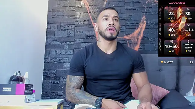 Snapshot of bruno_miller_ chatting on October 25, 2025, 9:15 pm bruno miller online show from October 25, 2025, 9:15 pm