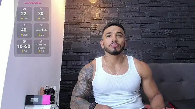 Snapshot of bruno_miller_ chatting on November 27, 2025, 9:04 pm bruno miller online show from November 27, 2025, 9:04 pm