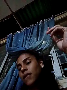 Sharlotte-HOT1 online show from December 19, 2024, 5:18 am