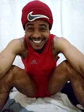 Snapshot of Bigote_Big0357 chatting on December 14, 2025, 8:14 pm Bigote Big0357 online show from December 14, 2025, 8:14 pm