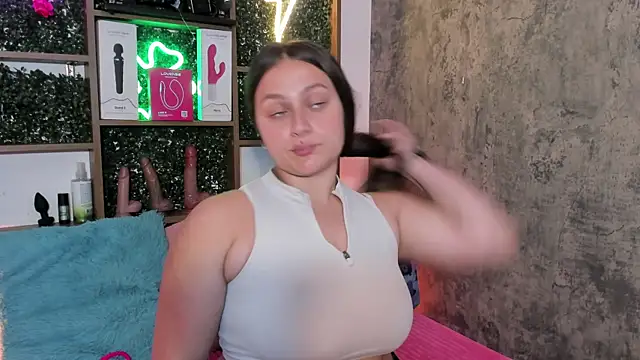 cherry coper online show from November 5, 2025, 12:52 pm