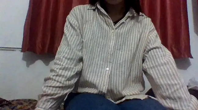 Snapshot of Unique_emy chatting on December 7, 2024, 3:25 pm Unique emy online show from December 7, 2024, 3:25 pm