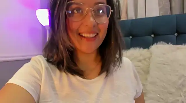 Snapshot of Pandoracherry chatting on March 10, 2025, 3:01 am Pandoracherry online show from March 10, 2025, 3:01 am