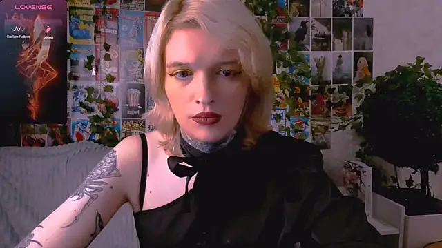 Simona Rain online show from November 1, 2025, 10:36 pm