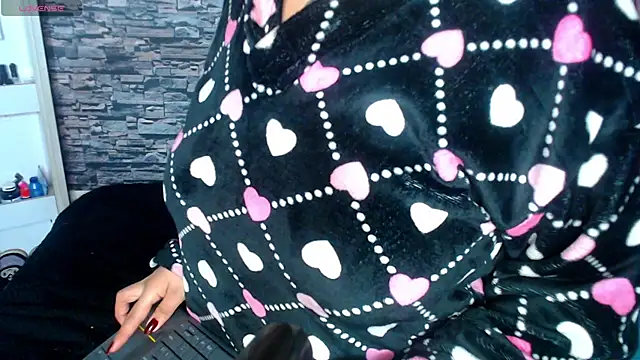 sofi bronw online show from October 9, 2025, 10:05 am