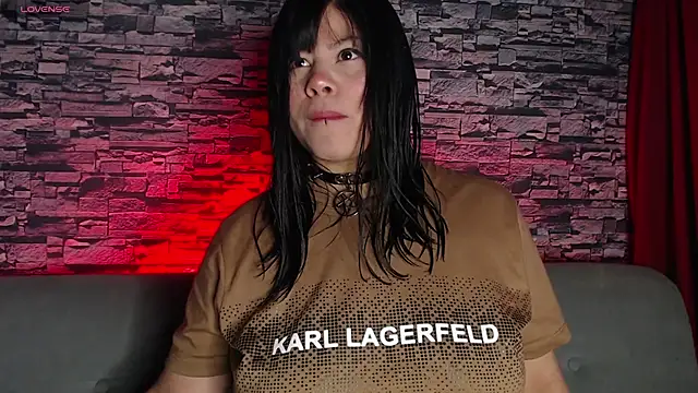 sofi bronw online show from March 14, 2025, 11:56 am