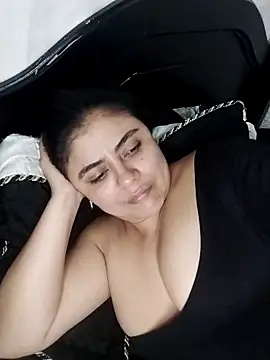 Snapshot of ElizabethWeil chatting on March 11, 2025, 10:09 pm ElizabethWeil online show from March 11, 2025, 10:09 pm