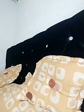 Snapshot of ElizabethWeil chatting on September 10, 2025, 10:42 pm ElizabethWeil online show from September 10, 2025, 10:42 pm