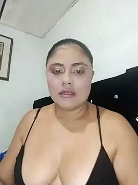 Snapshot of ElizabethWeil chatting on October 20, 2025, 6:41 pm ElizabethWeil online show from October 20, 2025, 6:41 pm