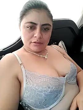 Snapshot of ElizabethWeil chatting on March 12, 2025, 2:56 pm ElizabethWeil online show from March 12, 2025, 2:56 pm