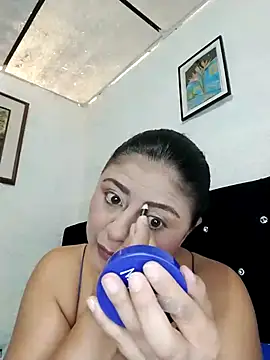 Snapshot of ElizabethWeil chatting on November 30, 2025, 4:52 pm ElizabethWeil online show from November 30, 2025, 4:52 pm