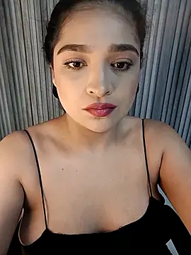 AdeleGray online show from October 28, 2025, 12:04 pm