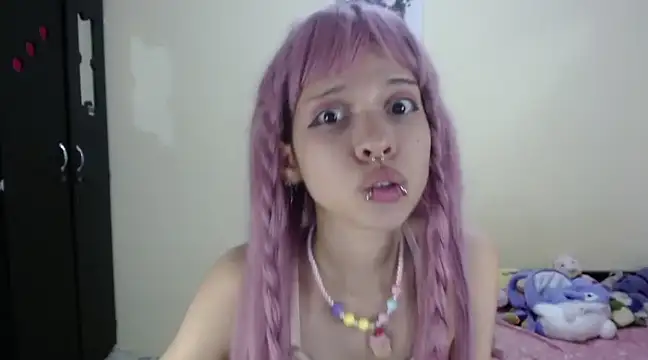 Snapshot of hachi_kitty chatting on January 6, 2025, 5:41 am hachi kitty online show from January 6, 2025, 5:41 am