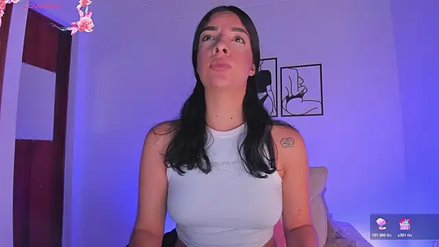 777AylinZ online show from November 18, 2025, 11:24 am